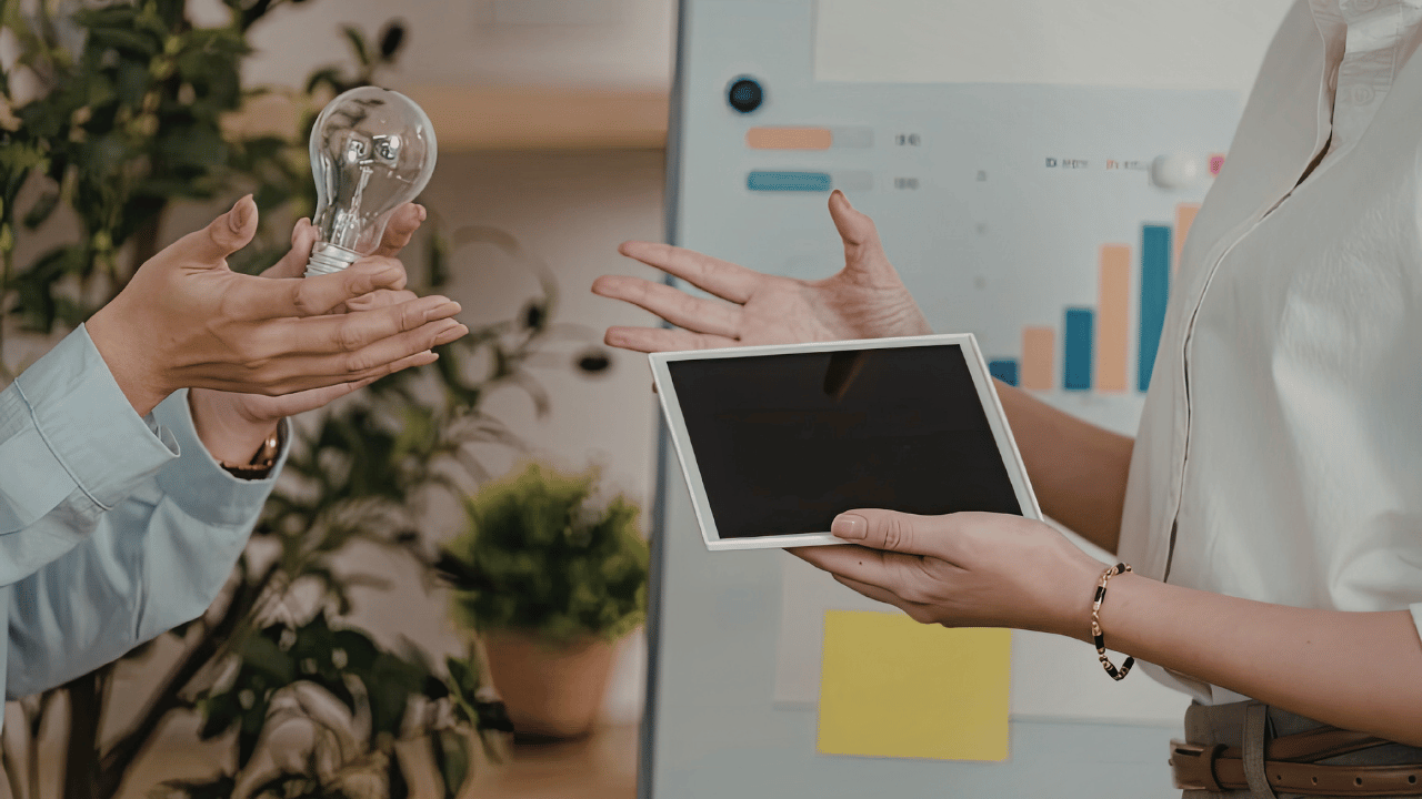 أفكار مشاريع لم تُنفذ من قبل (نسبيًا): كيف تجد فرصة جديدة في سوق مزدحم؟